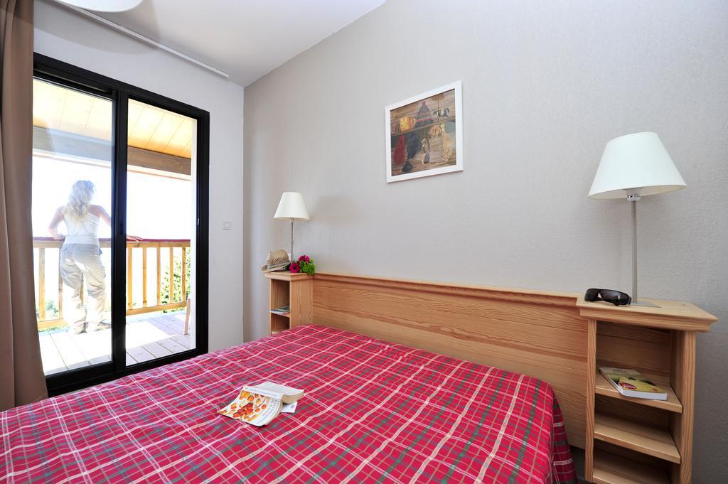 Residence Goelia Le Domaine De Castella Font-Romeu-Odeillo-Via Room photo